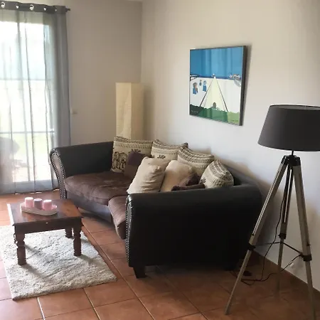 Schoene Mit Boddenblick 아파트 *